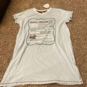 Woman’s sleep gown